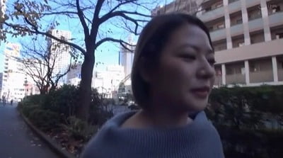 素人ナンパでセンズリ鑑賞9 見るだけでいいんです！だからちょっと僕のチ●ポ見てもらえませんか？サンプル３