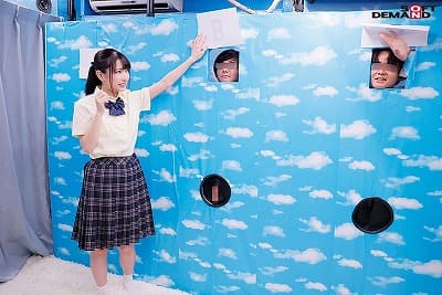 ラッキーホール壁からチンポ！彼女が彼氏のチンポ当てゲームサンプル２１